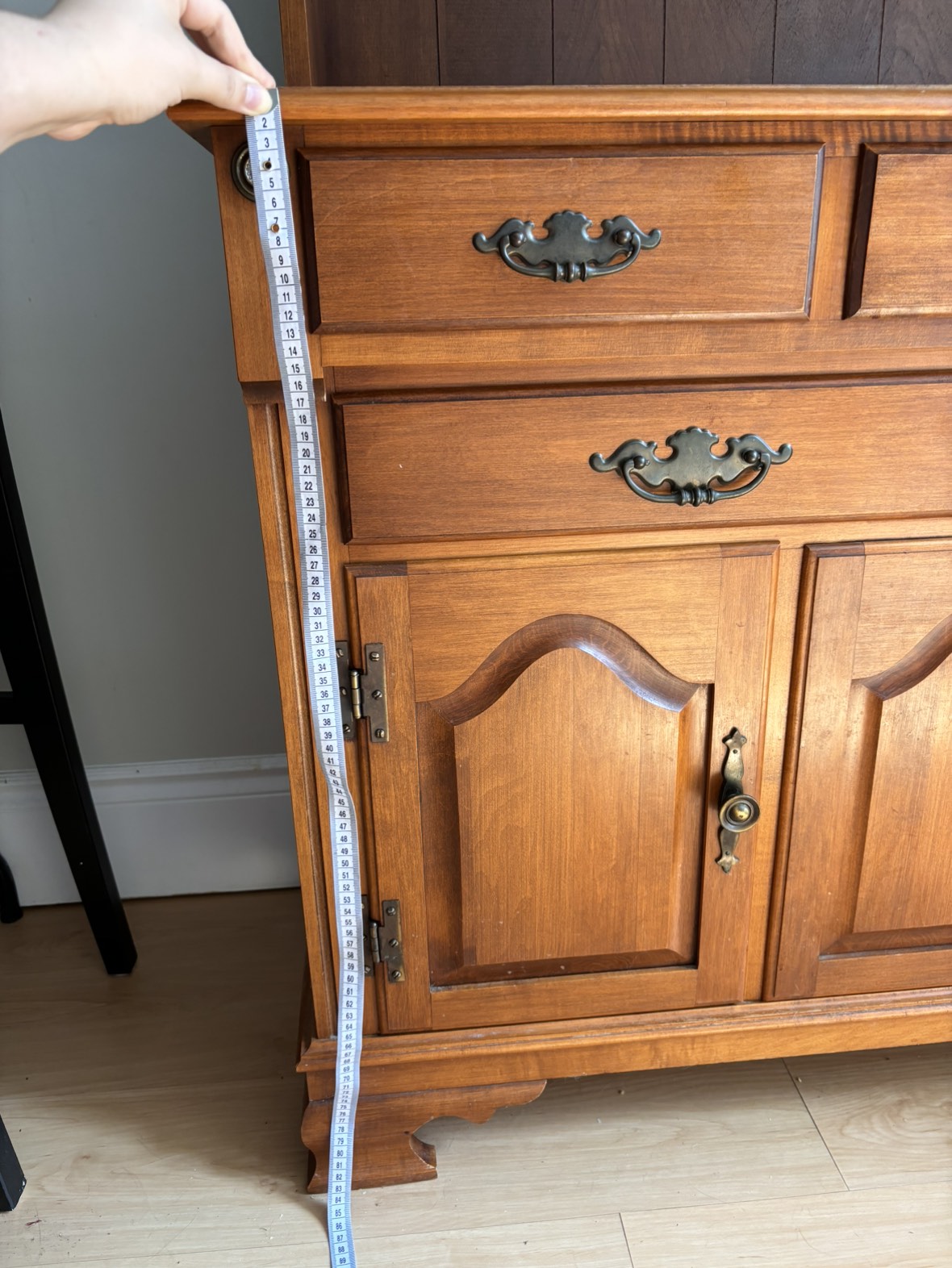 Sideboard buffet cabinet 👀MOVING SALE image indicator(9)