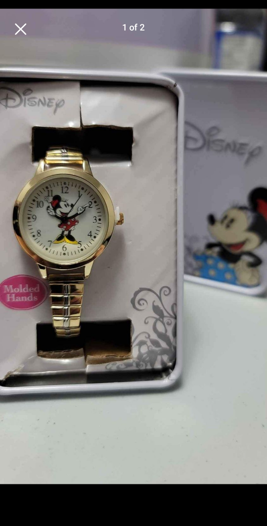 Minnie Mouse Watch thumbnail