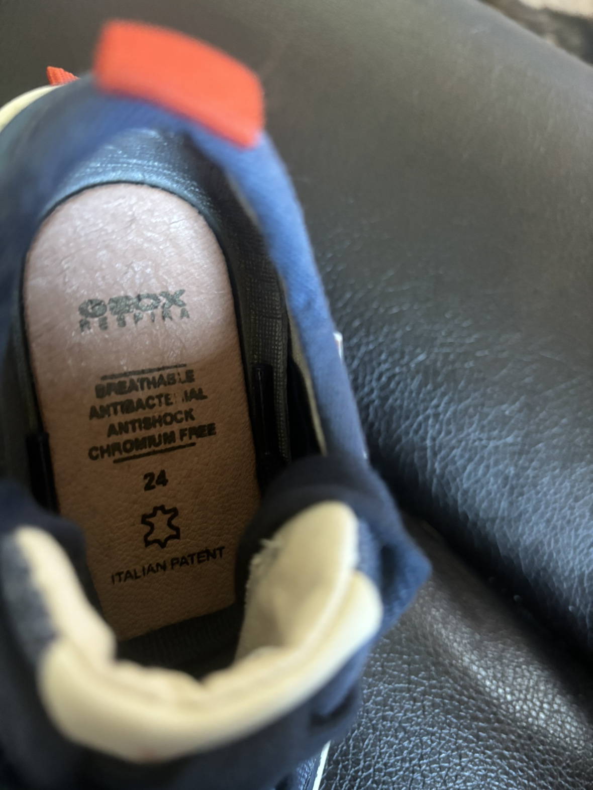 # Freecycle Toddler Geox shoes new! Size 8 - photo 2