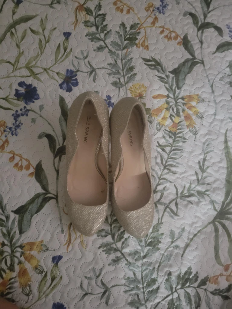 Size 7 heels 👠 - photo 3