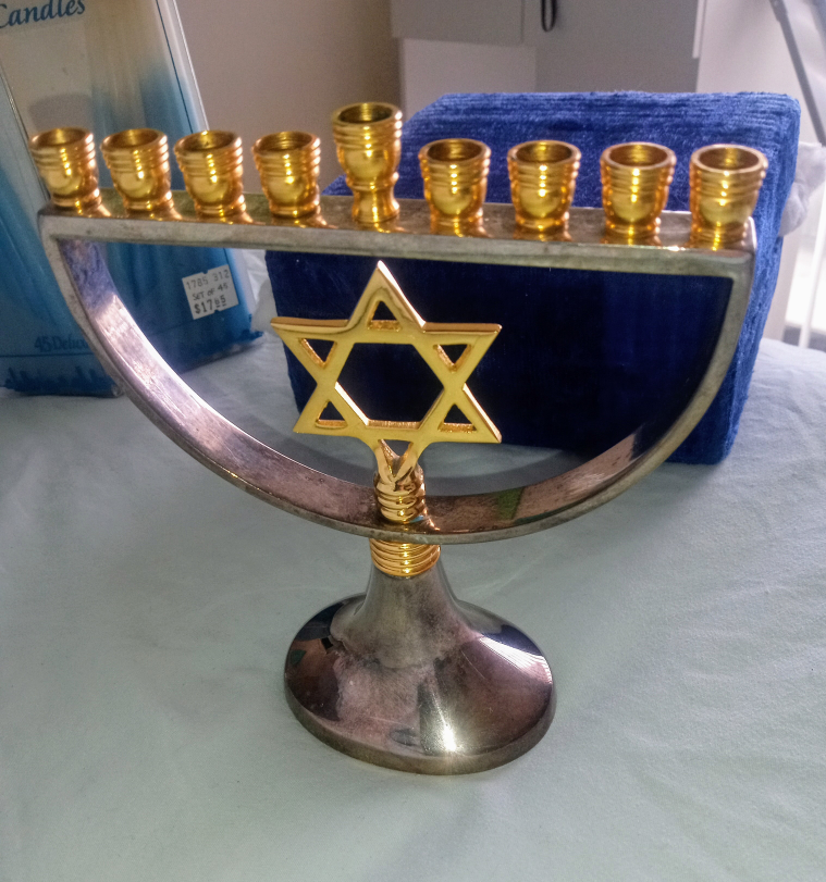 Menorah & Candles