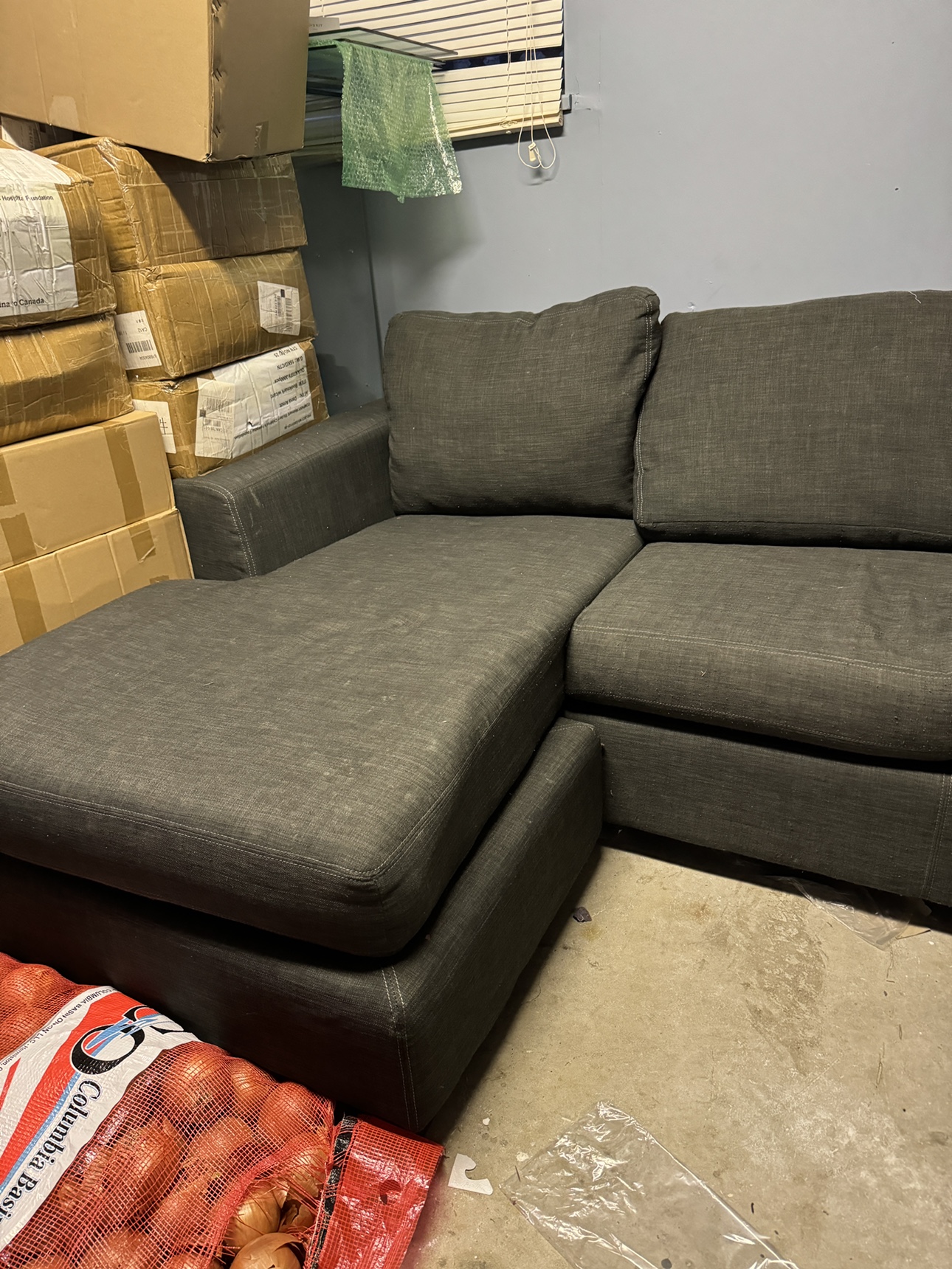 Sectional couch - photo 4