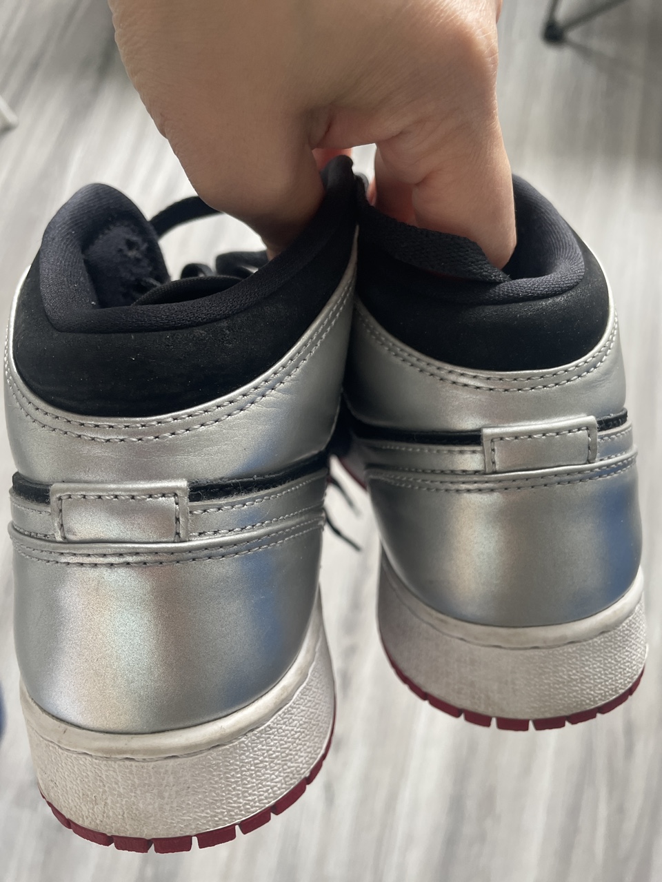 Nike Jordan 1 shoes - photo 2