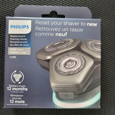 Original Philips replacement shaving heads thumbnail