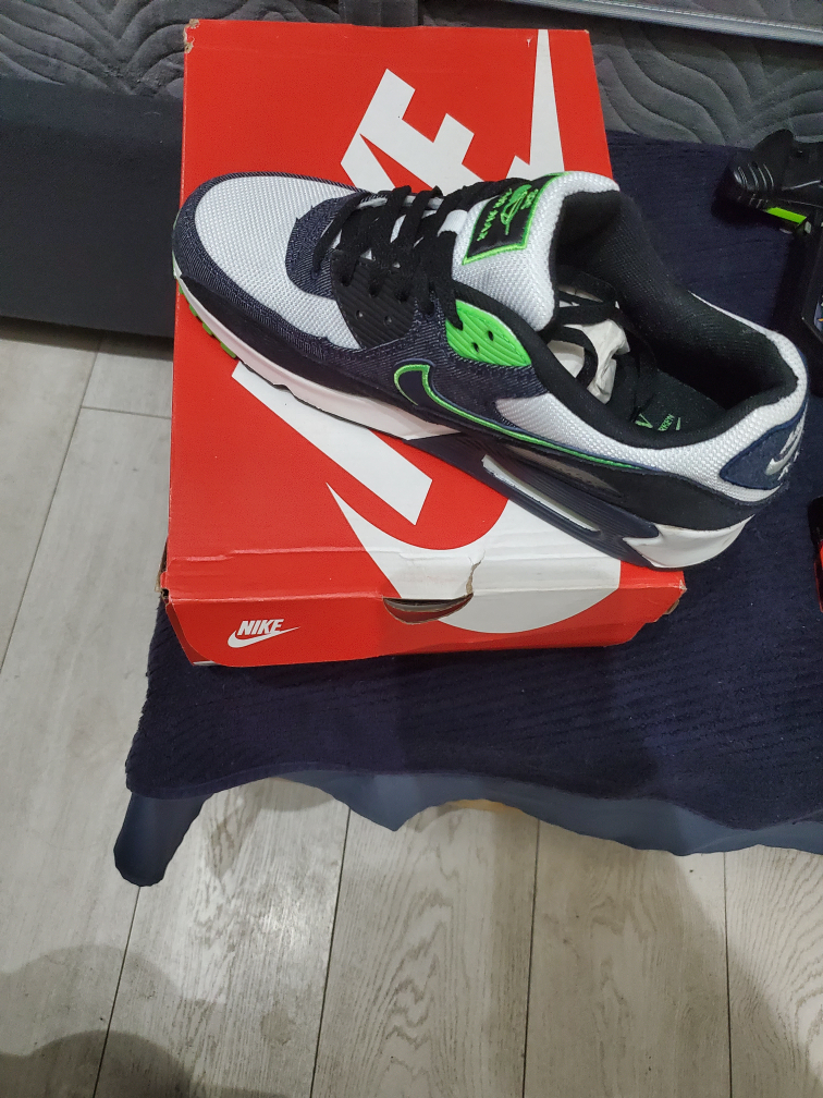 NIKE AIR MAX 90 SE - photo 3