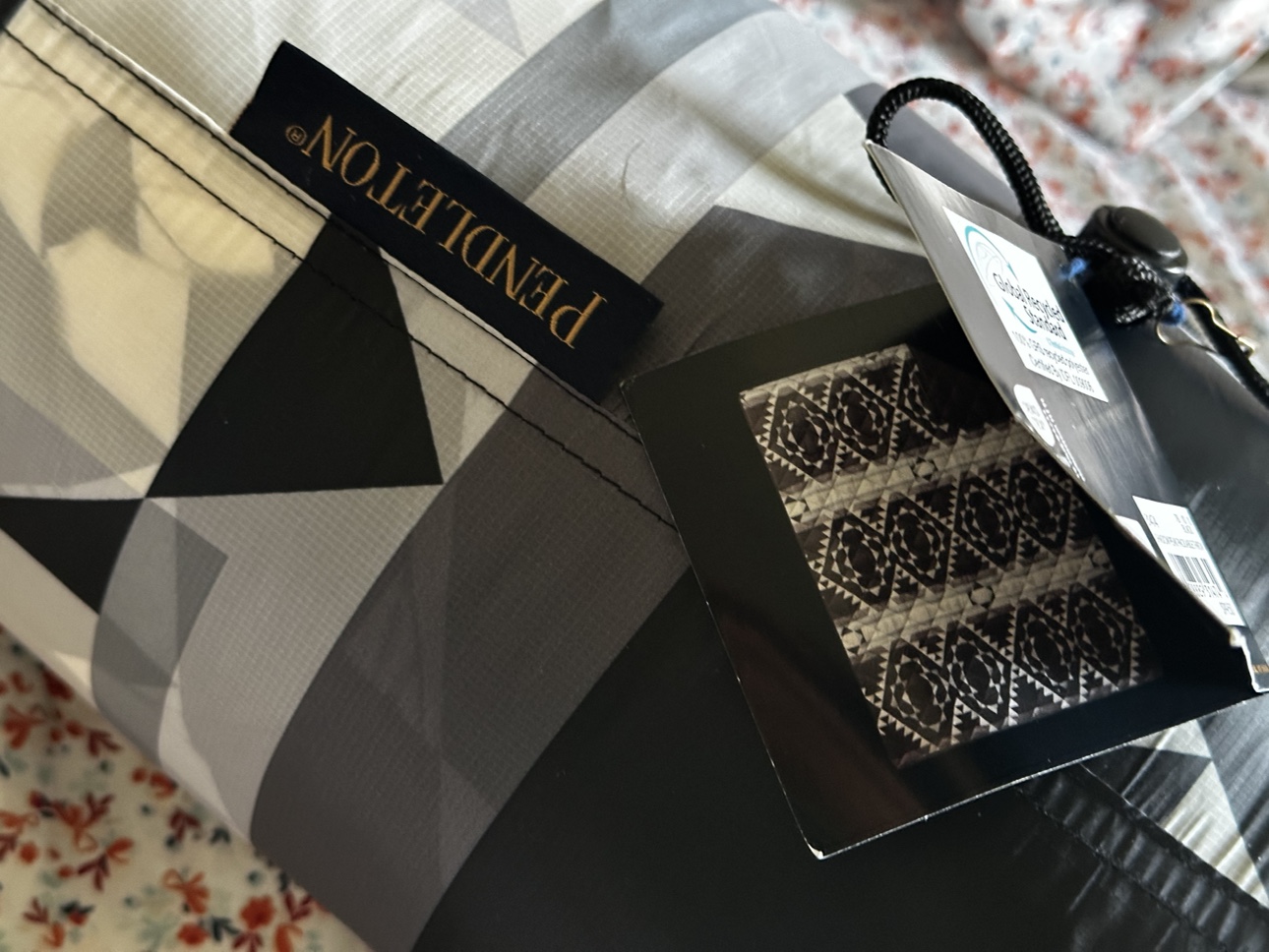 Pendleton Packable throw