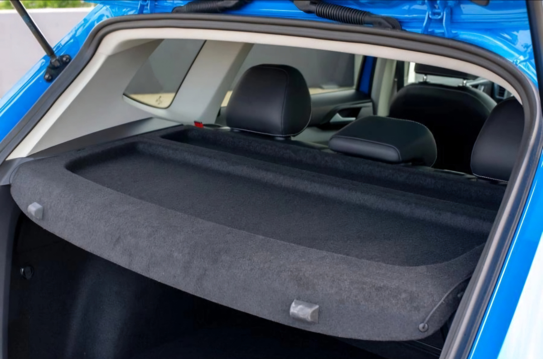 Volkswagen Taos Privacy Cover
