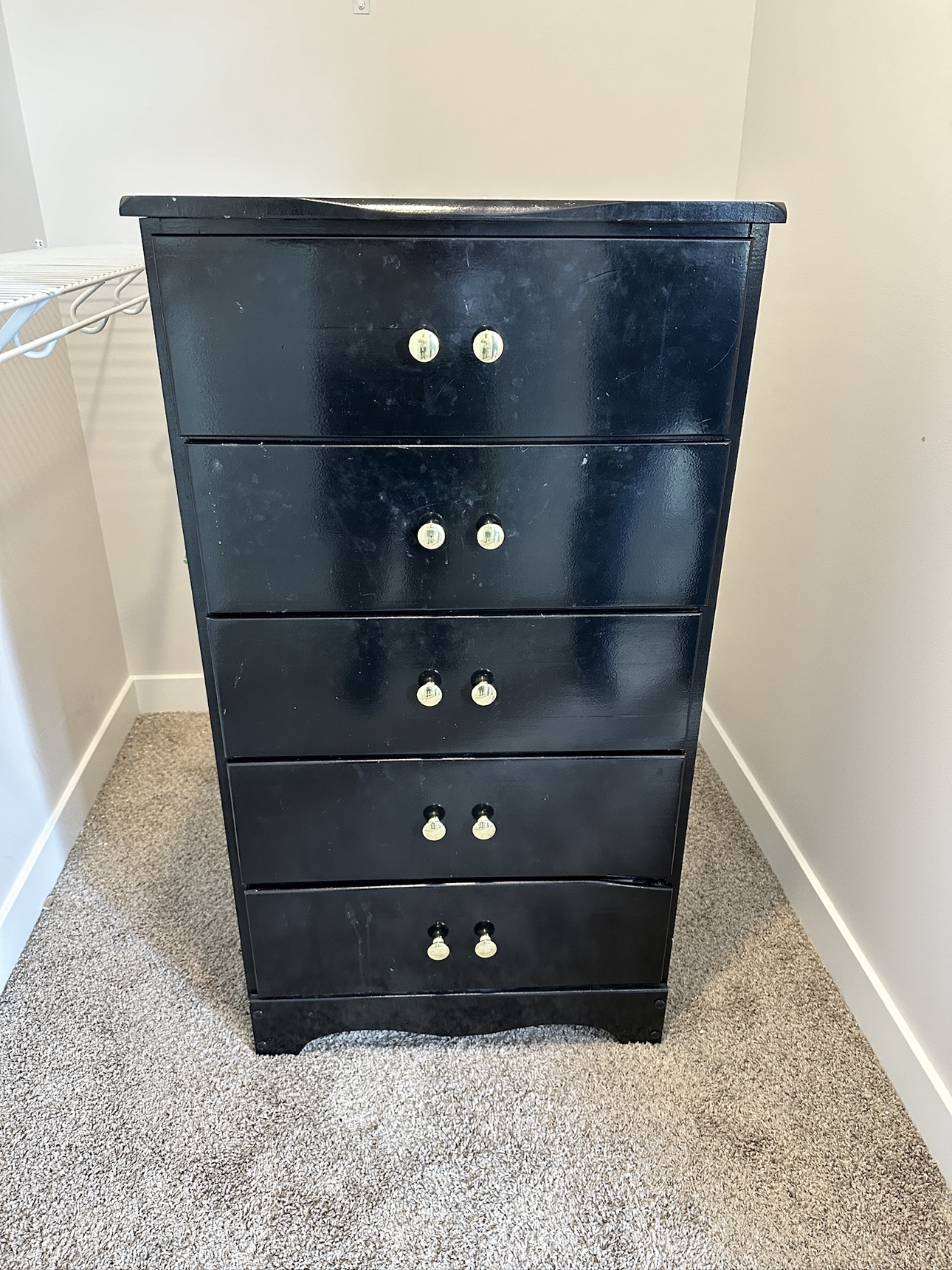 Dresser