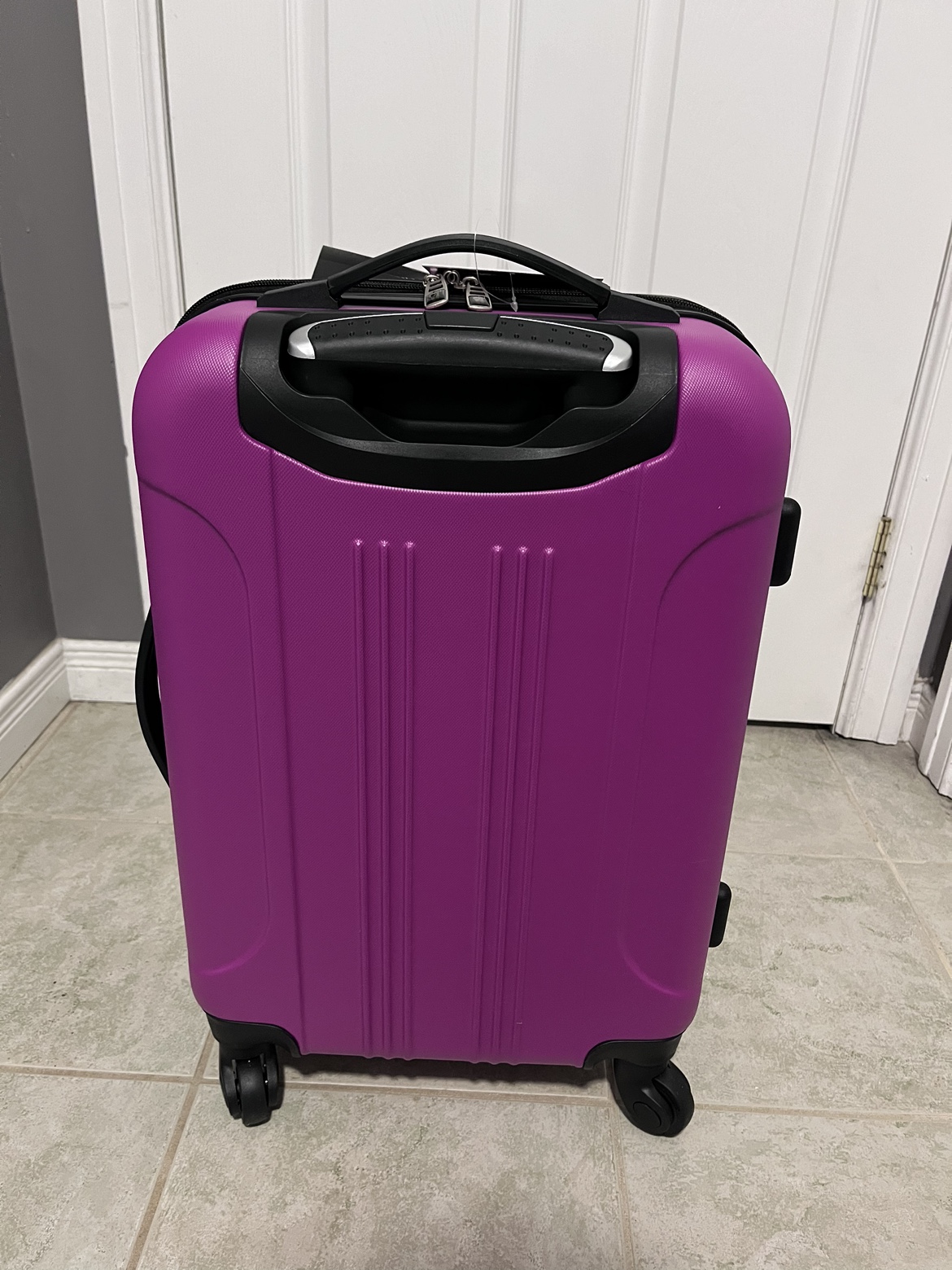 Travelers Club 20" Chicago Expandable Spinner Wheels - photo 2