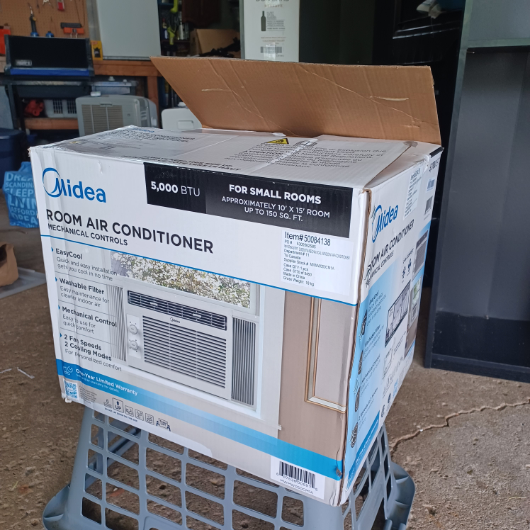 Midea room air conditioner