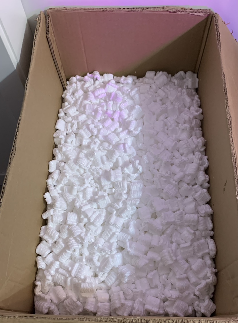 Massive box of packing peanuts!! - photo 2
