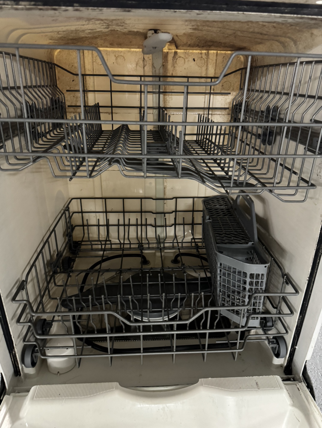 GE Dishwasher - photo 4