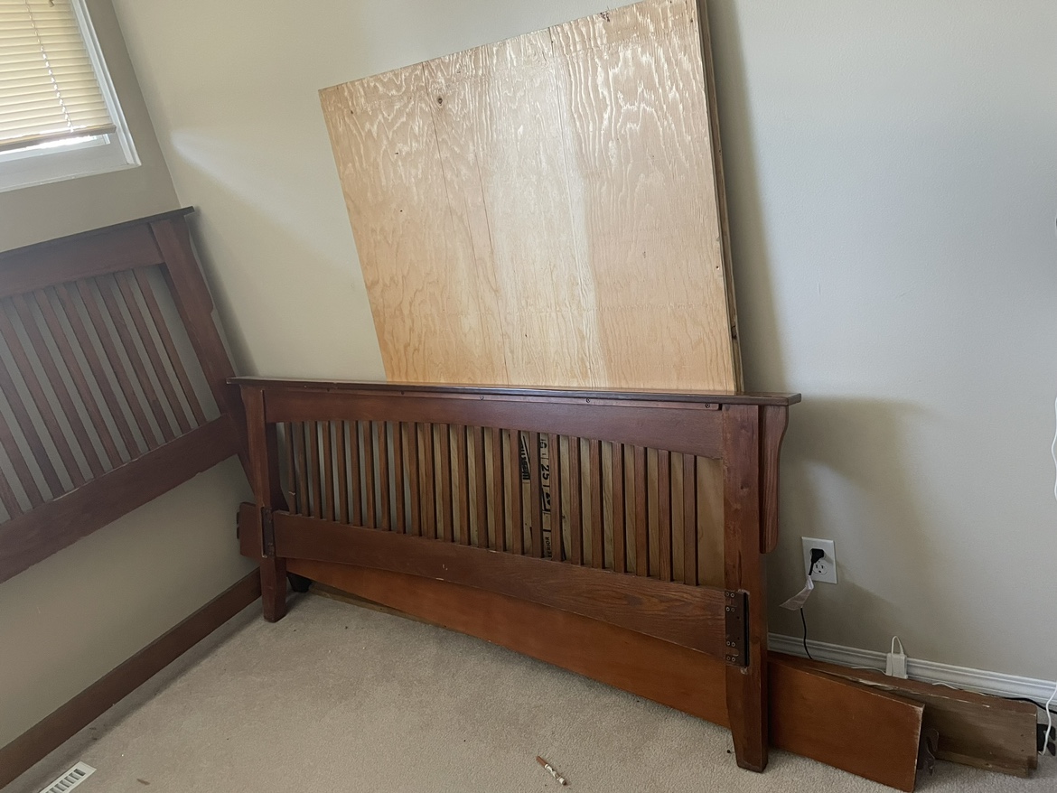 Quality Queen Bed Frame - photo 3