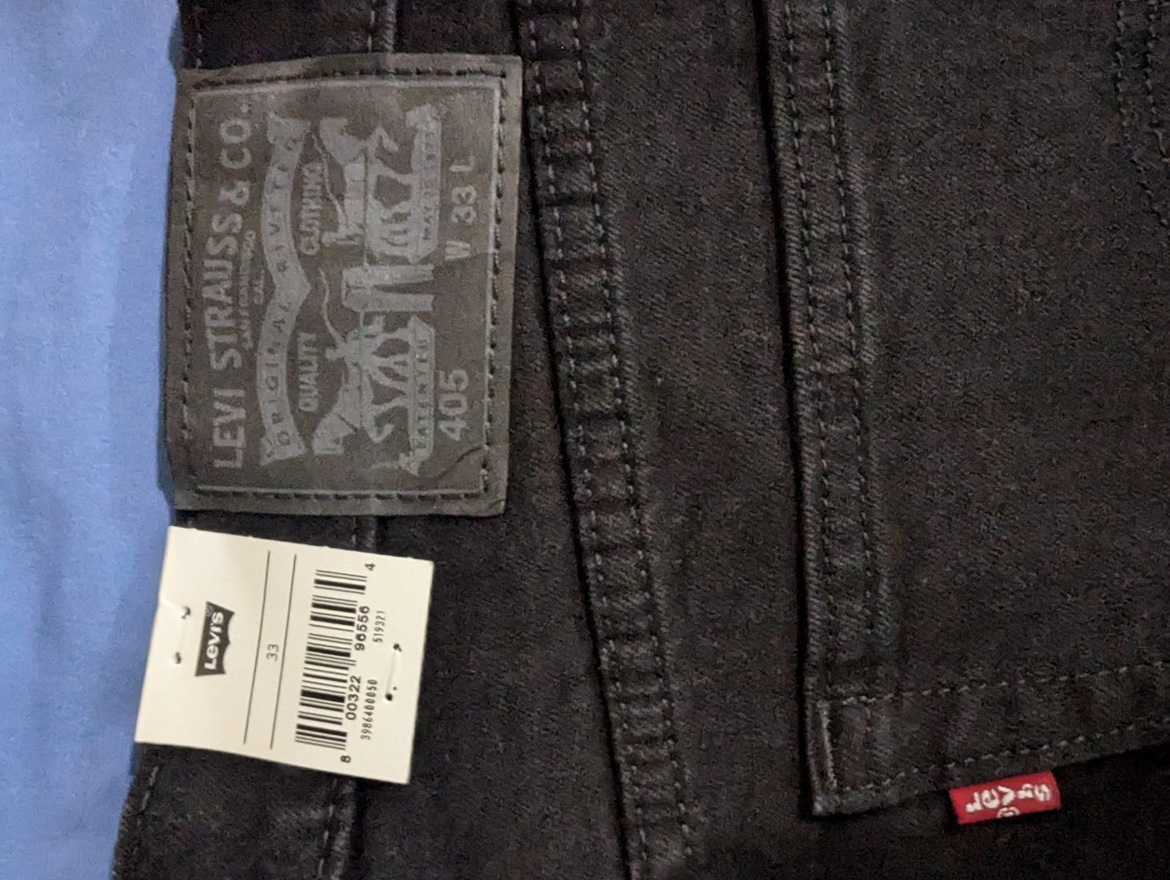 Levis 405 Standard Black Denim Shorts - photo 4