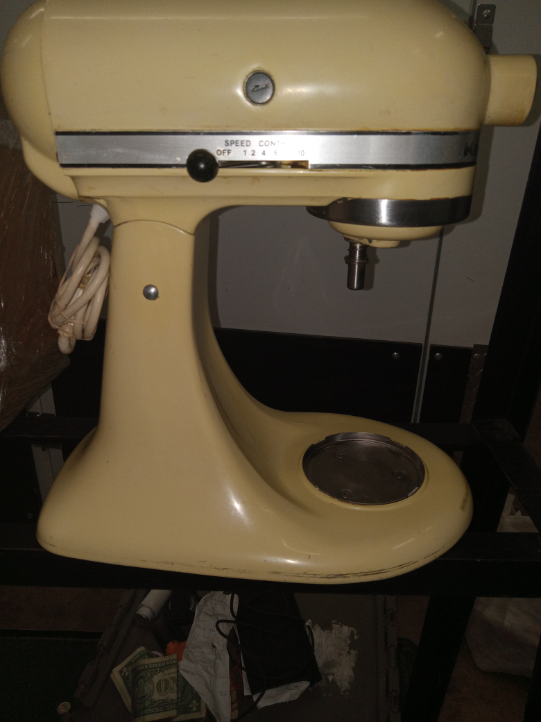 original Kitchenaid mixer-ALL SPEEDS WORK($350 msrp) - photo 2