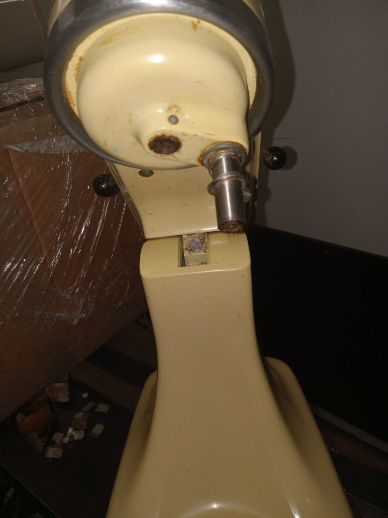 original Kitchenaid mixer-ALL SPEEDS WORK($350 msrp) - photo 5