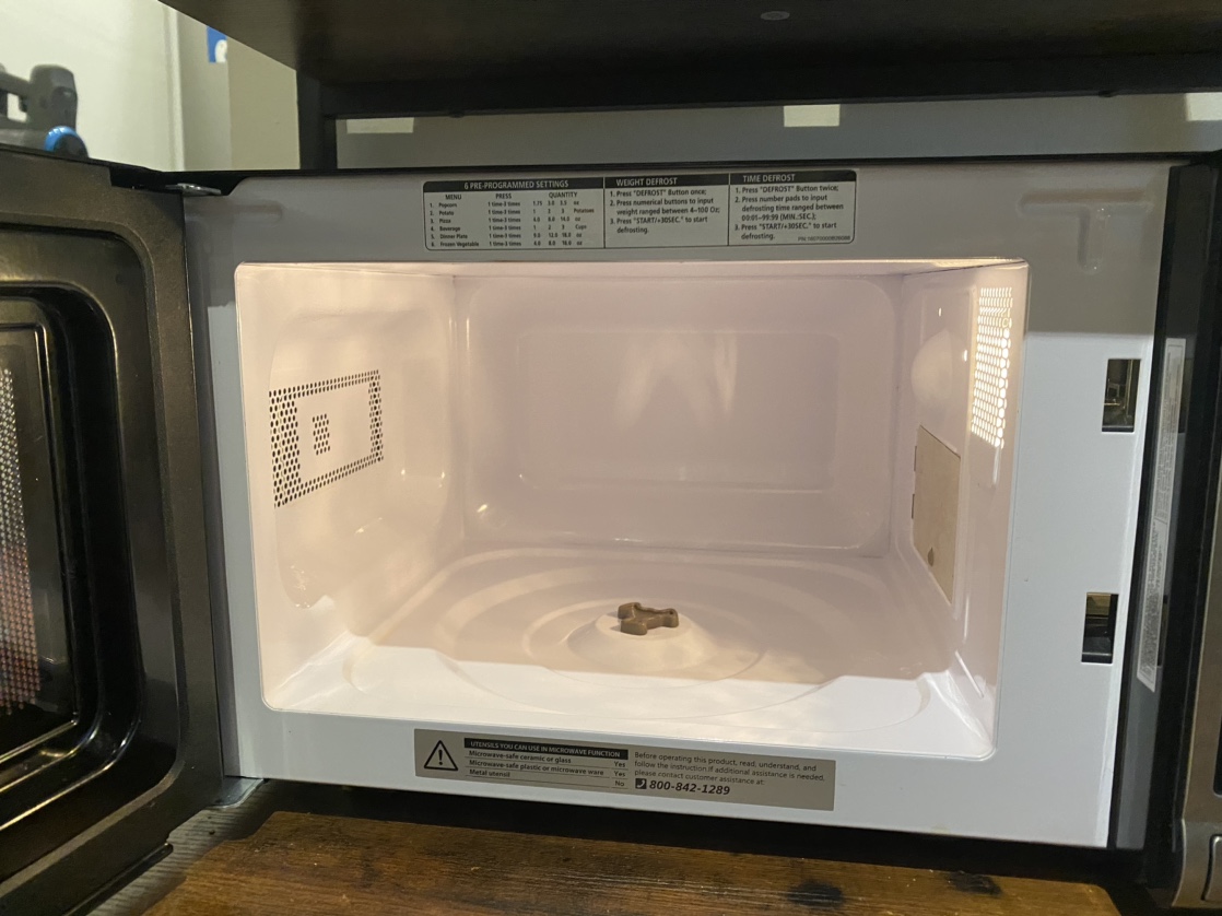 Black and Decker Microwave 700W - photo 4