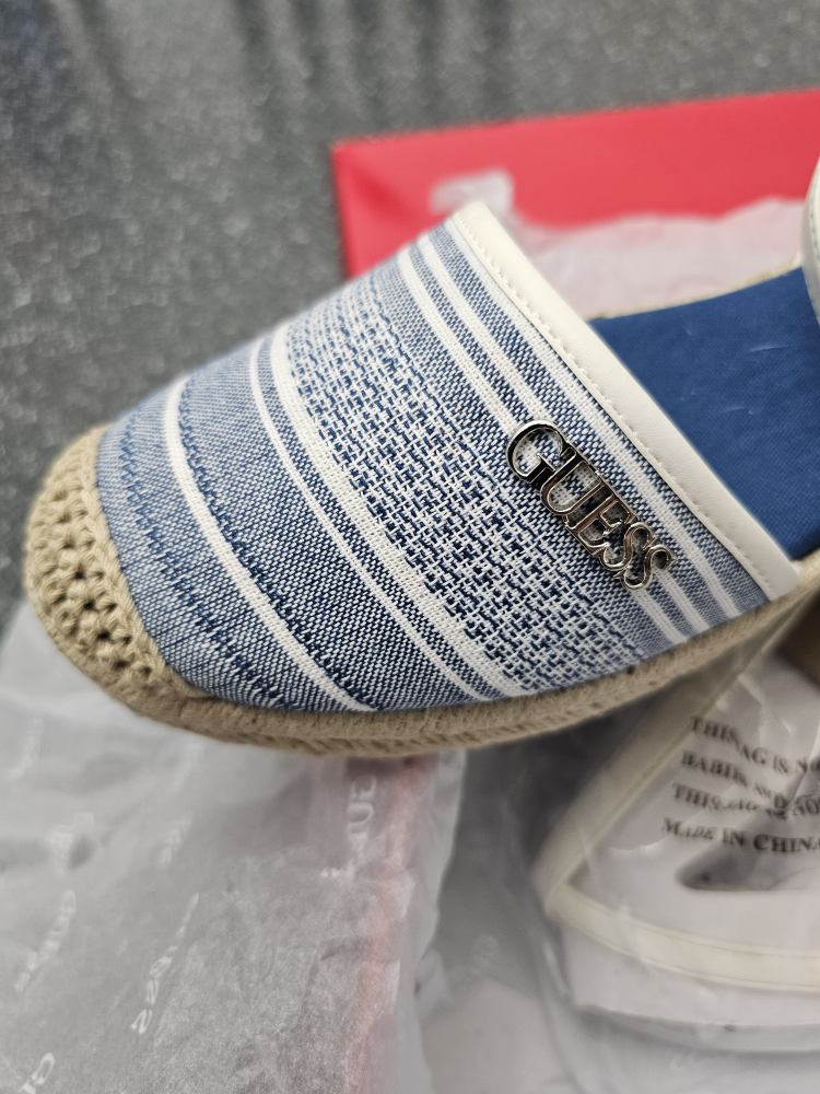 Guess Sandals - photo 2