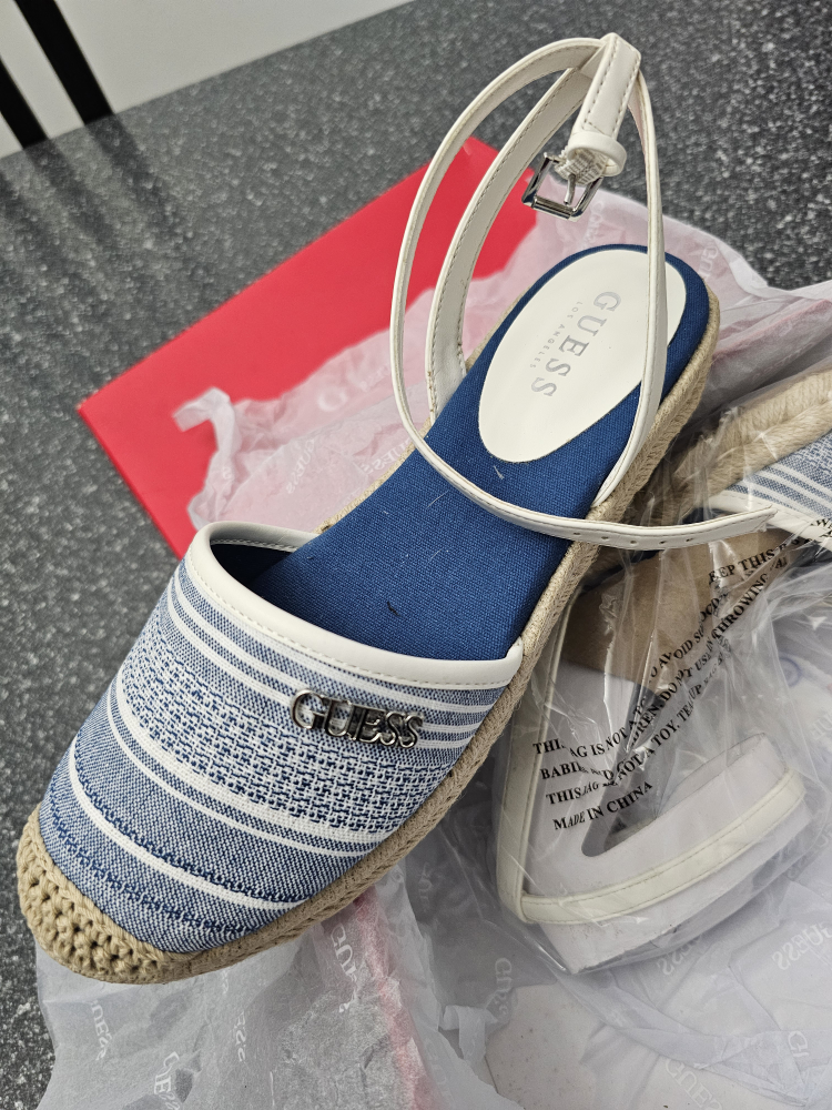 Guess Sandals - photo 3