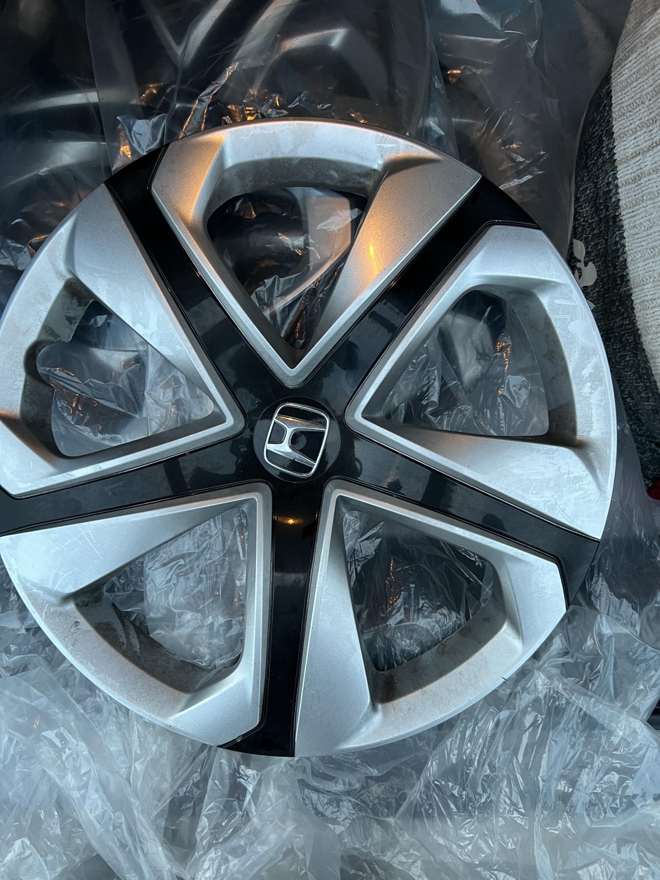 HONDA CIVIC 16" HUBCAPS for 10th Gen - photo 3