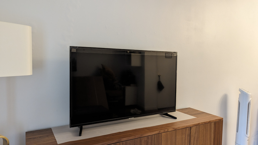 Samsung 43-inch 4K Ultra HD Smart TV image indicator(2)