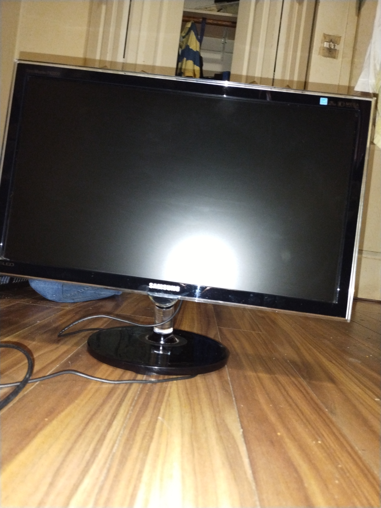 Samsung 23 inch monitor