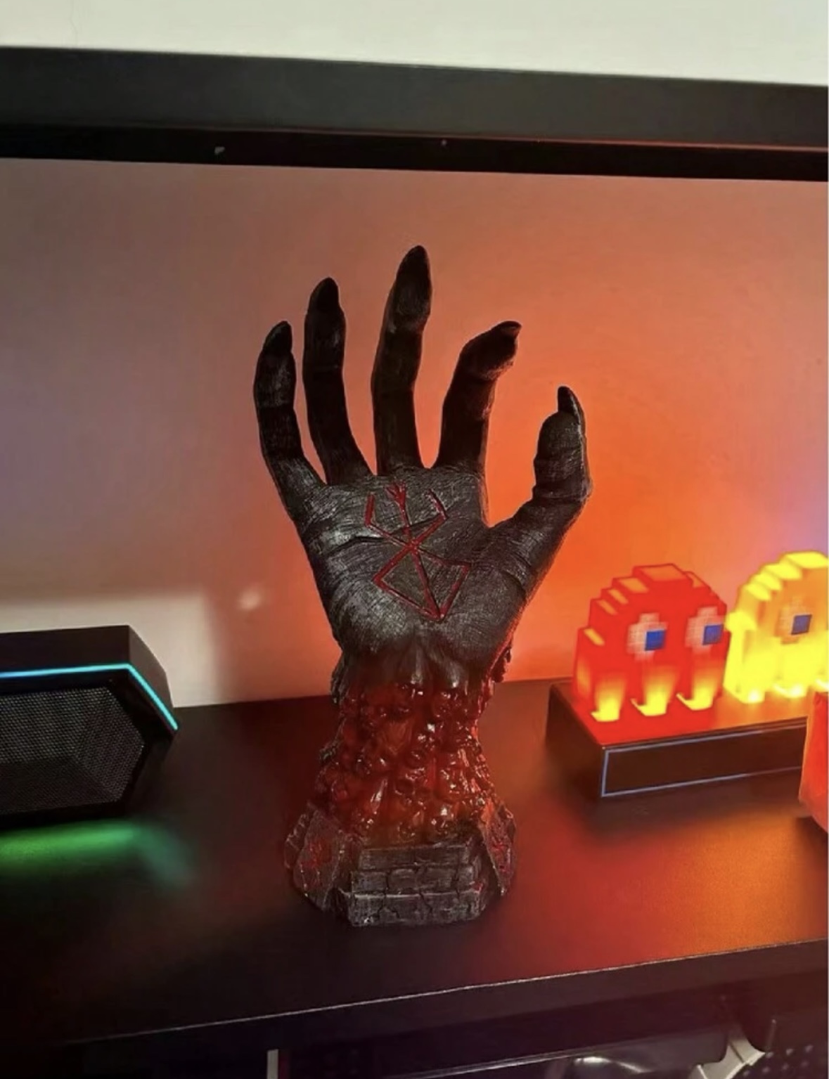 berserk hand figure - photo 2