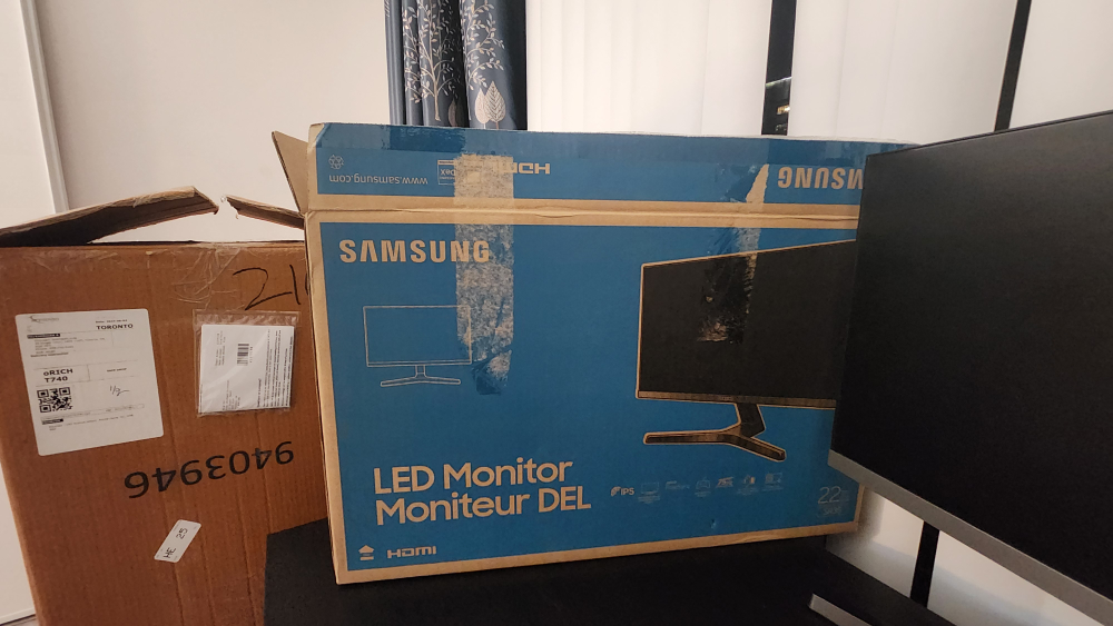 samsung LED 22" monitor