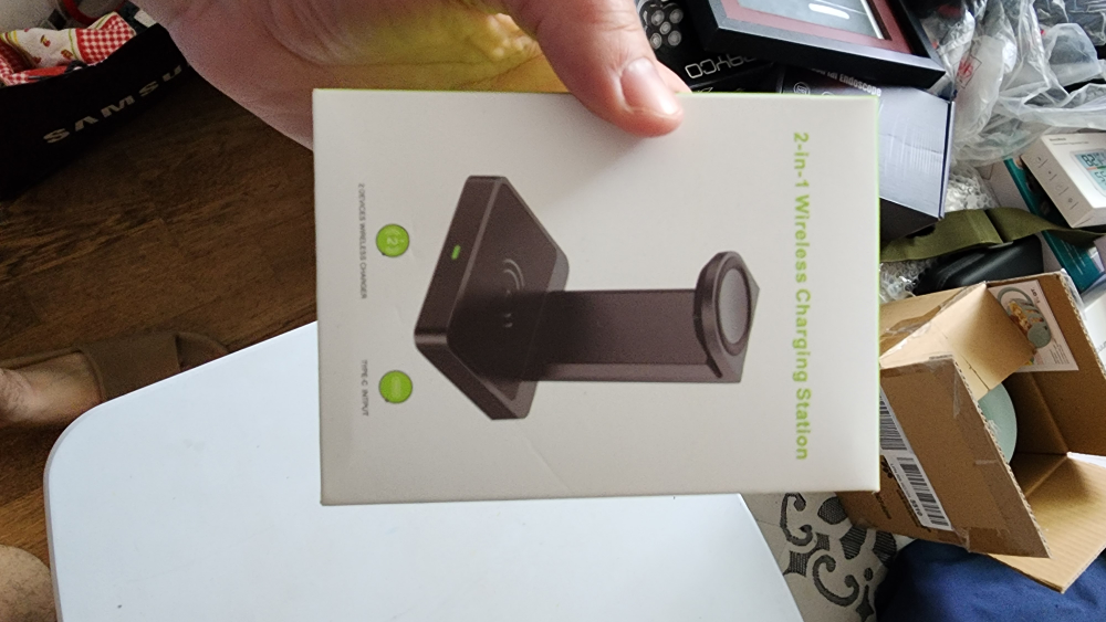 Wireless charger 2in1