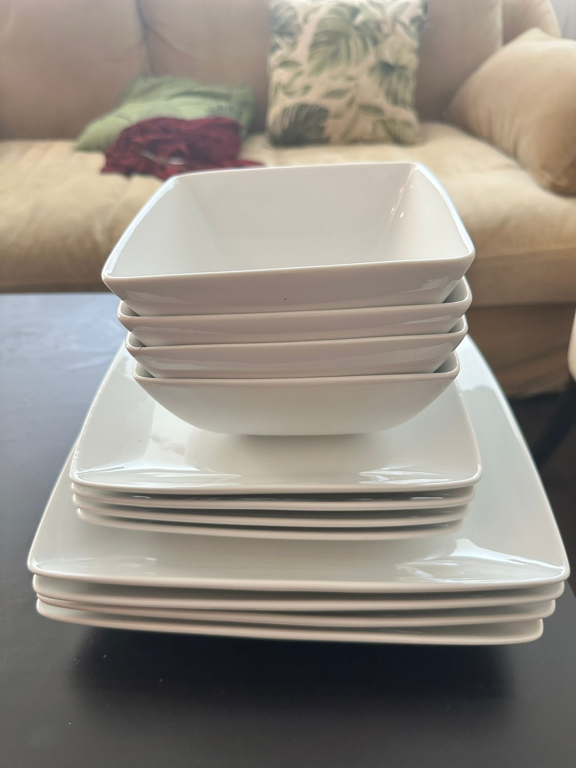 Dinner set - 12 pcs thumbnail
