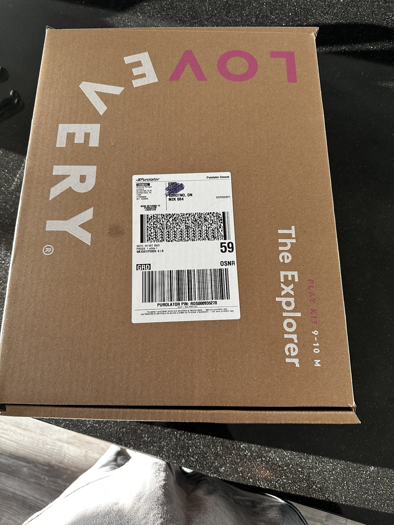 The explorer kit Lovevery image indicator(3)