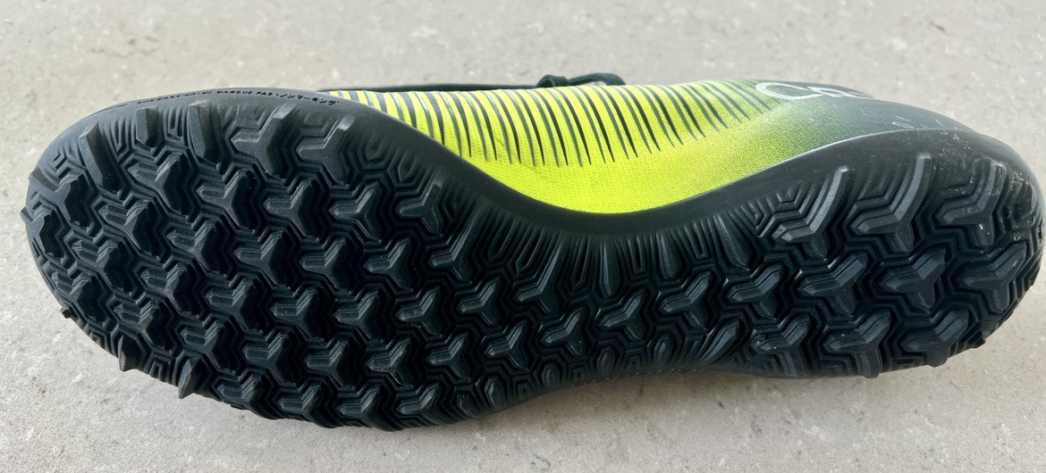 CR7 Indoor / Turf soccer cleats - photo 4