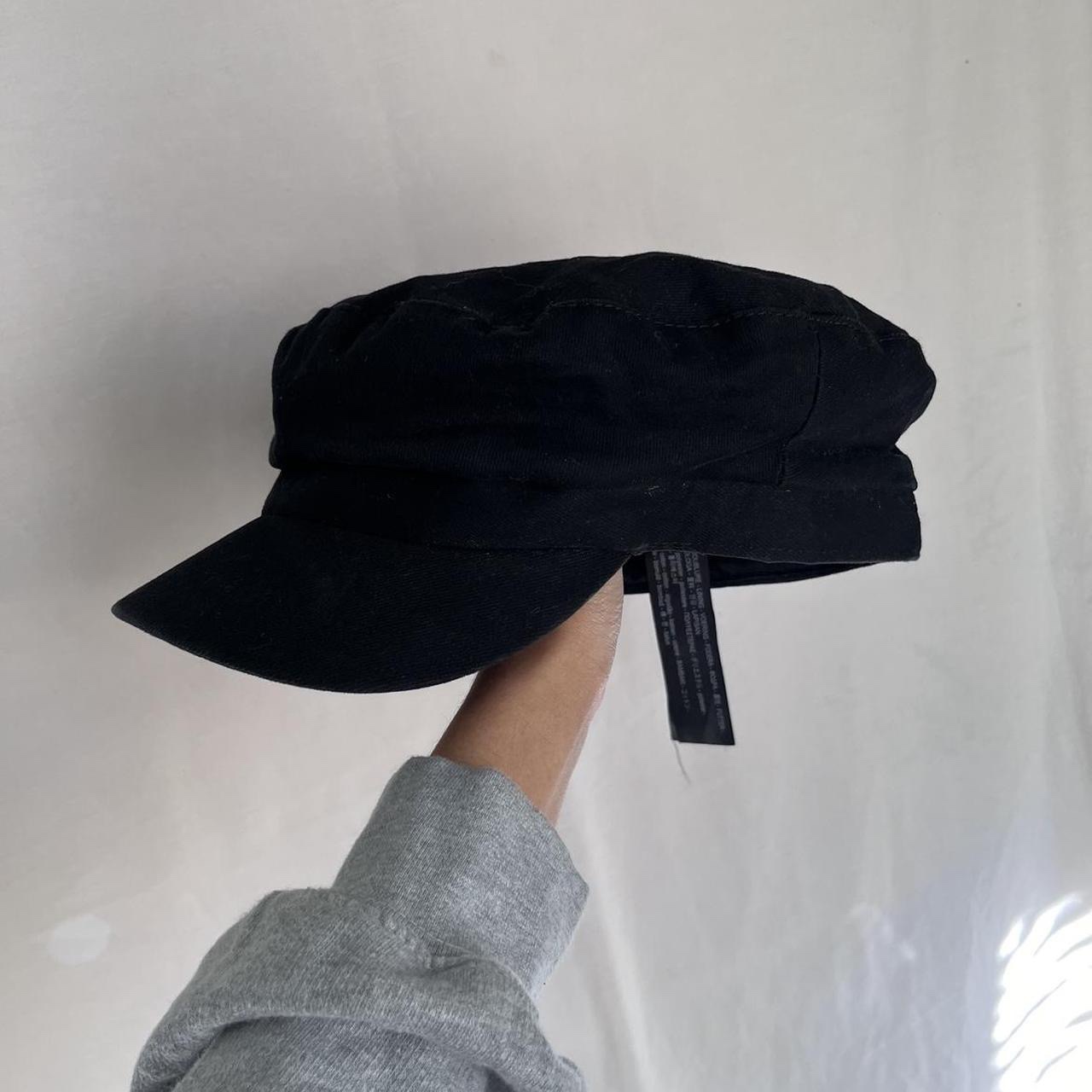 Zara 2000s Beret hat thumbnail