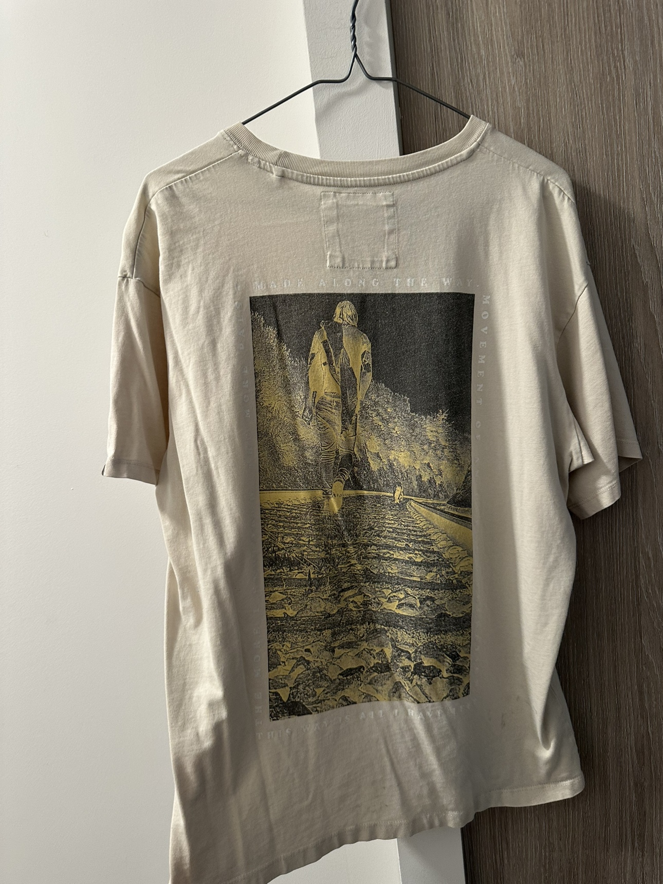 Pull&Bear and Uniqlo T-Shirts - photo 3