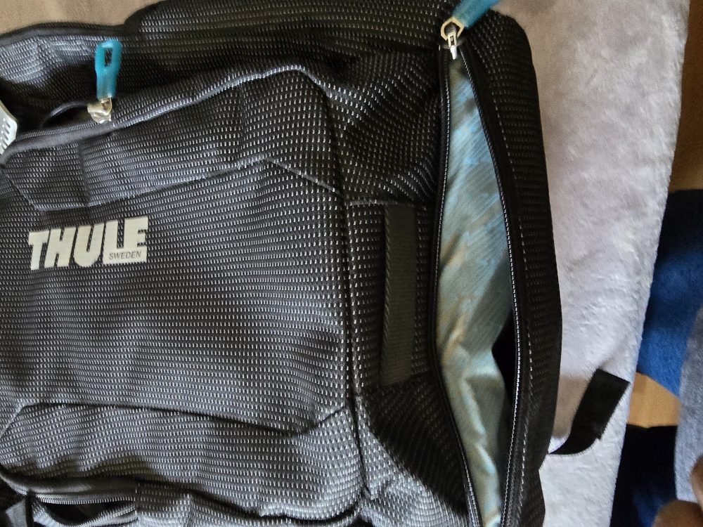 Thule Crossover 32L Backpack image indicator(2)