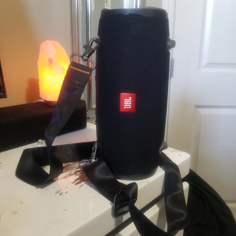 JBL EXTREME2 BLUETOOTH SPEAKER thumbnail