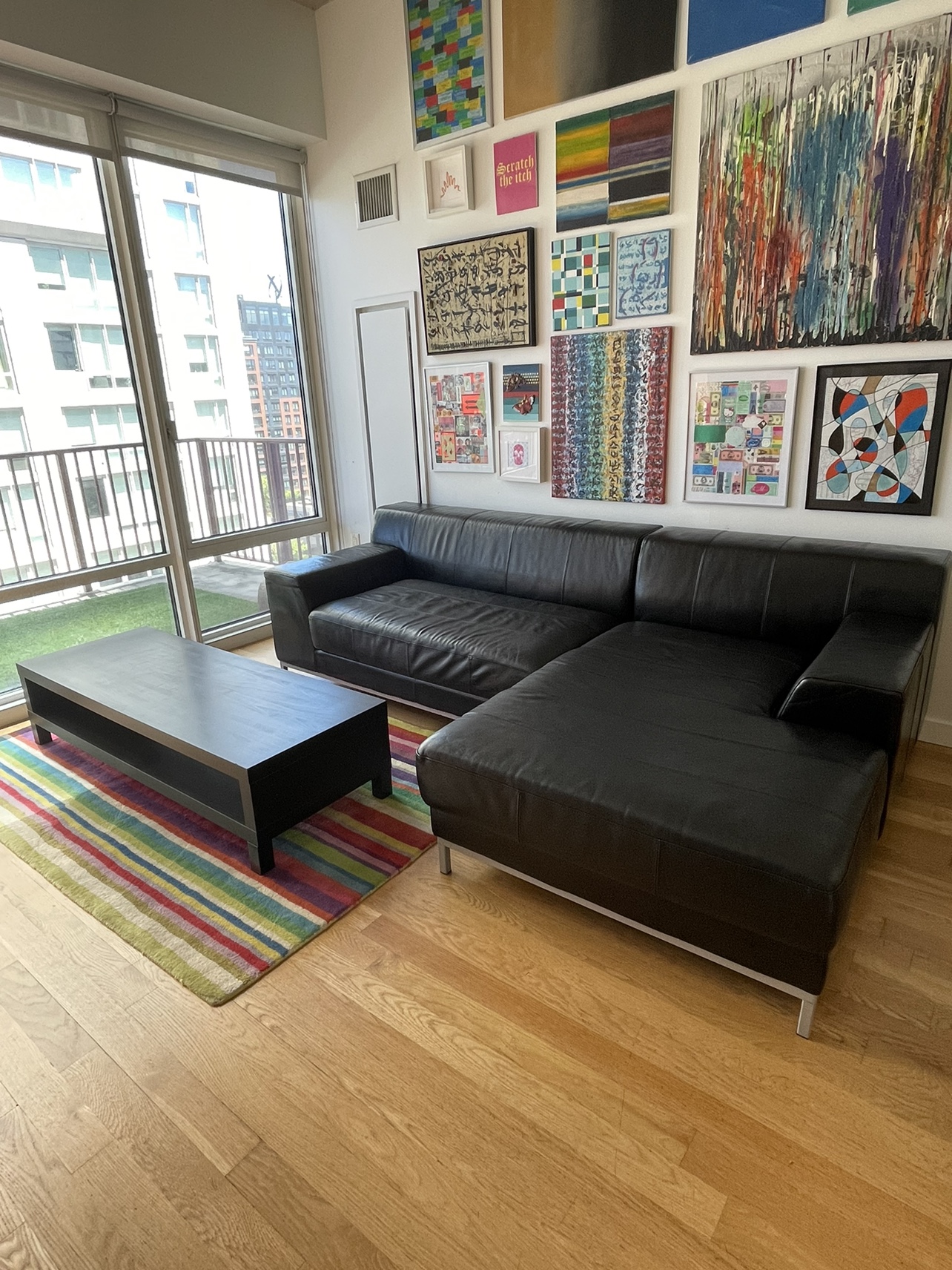 Vintage minimal black leather Couch