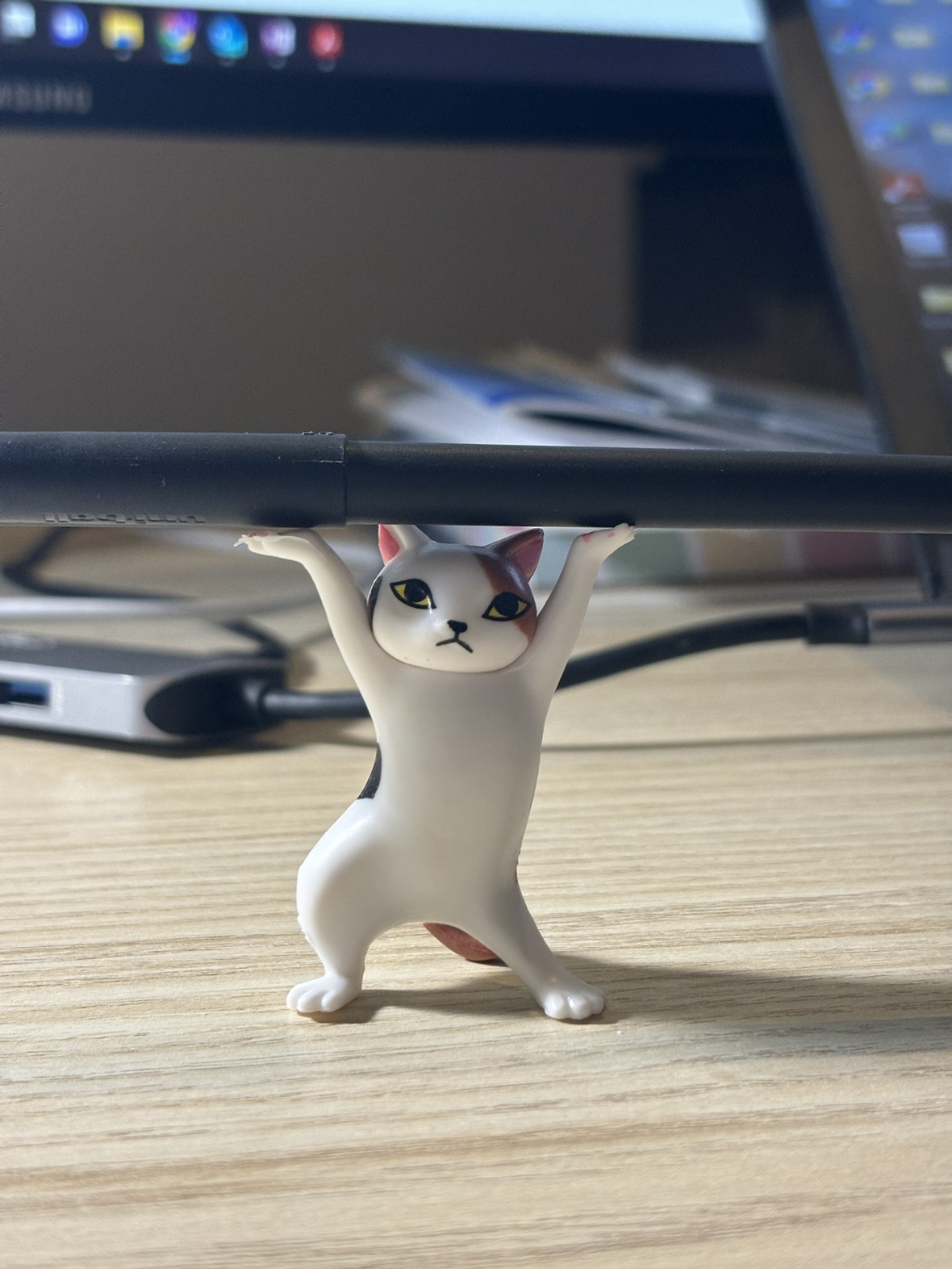 Cat figurine #freecycle - photo 2