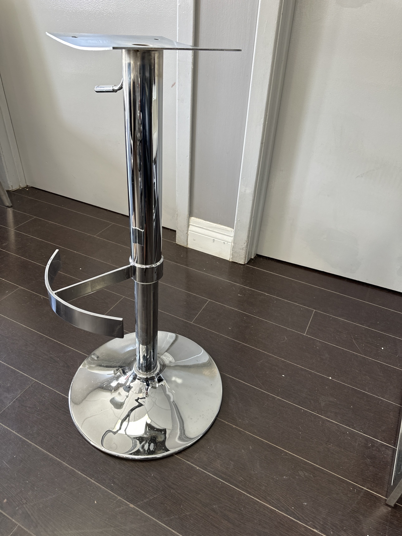 Bar stool base thumbnail