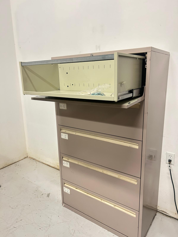 Tall filing cabinet - photo 2
