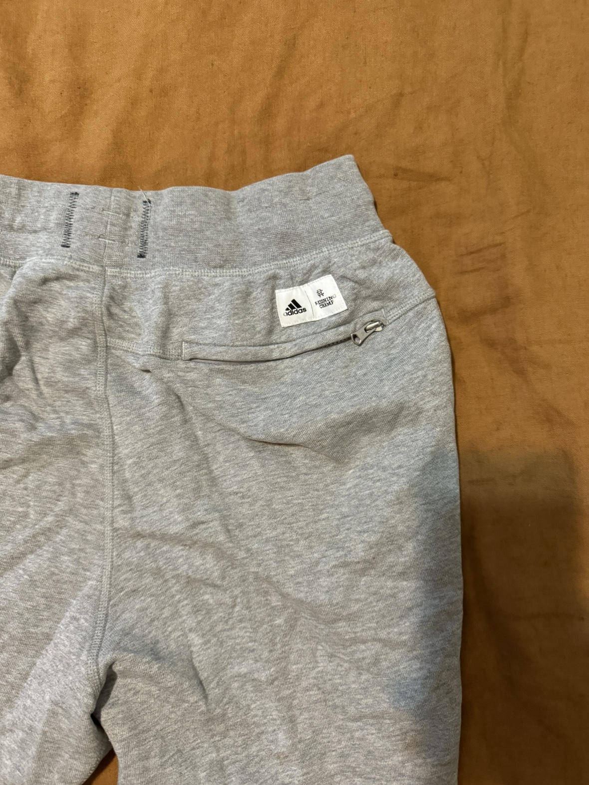 Reigning champs x Adidas sweatpants - photo 2
