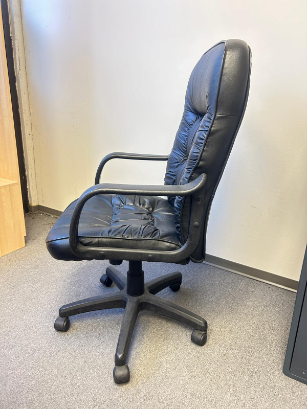 Office chair - photo 4
