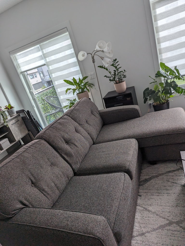 Great 3 Seater Sofa with Chaise