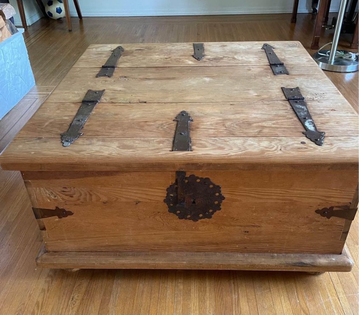 Mexican wood coffee table with storage