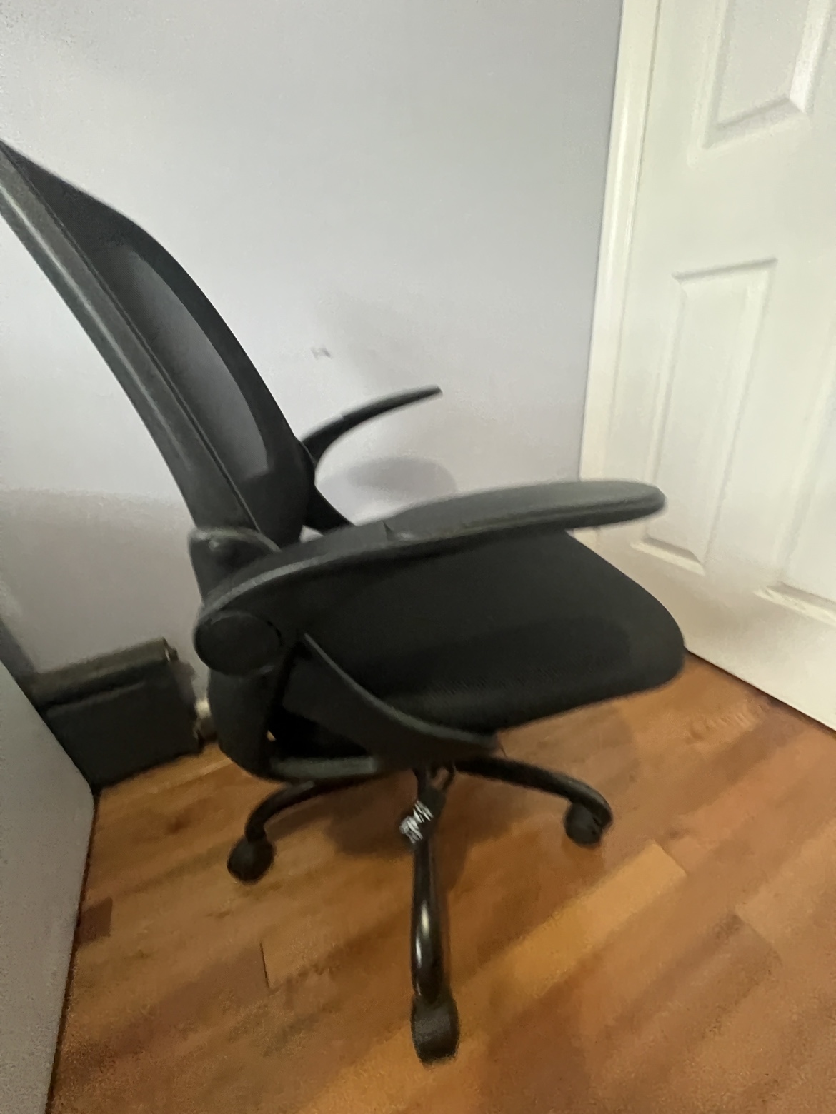 Office chair - photo 3