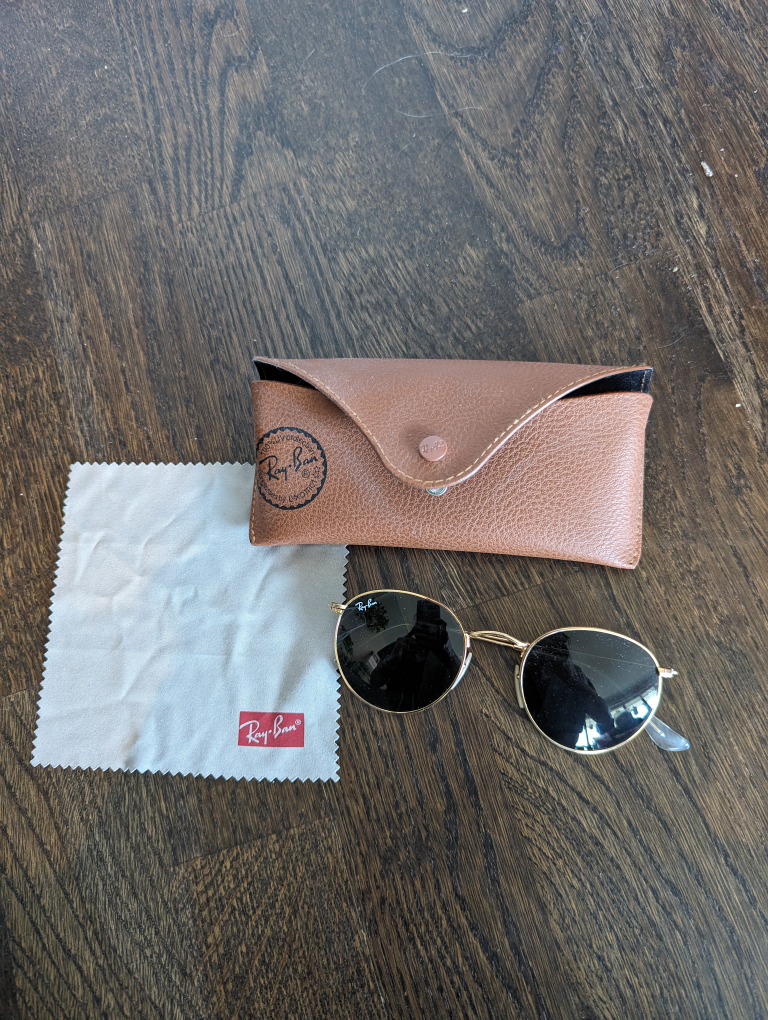 Ray-Ban round metal sunglasses