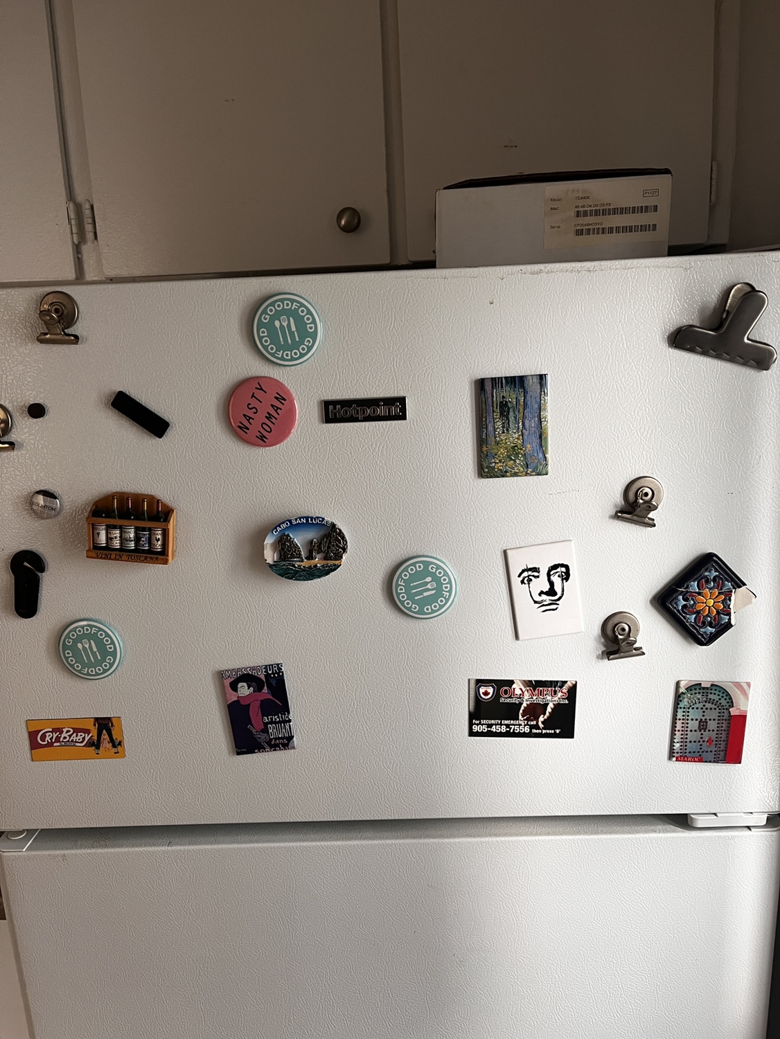 Assortment of magnets thumbnail