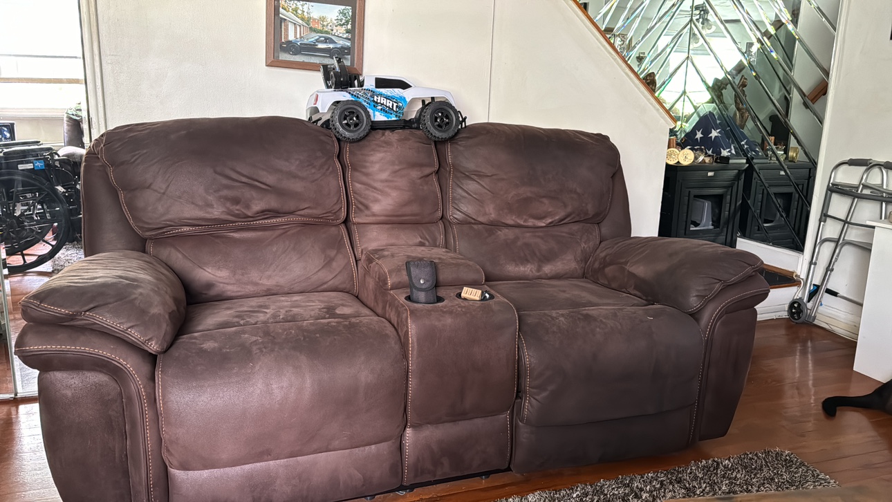 Brown couch and loveseat power recline - photo 2