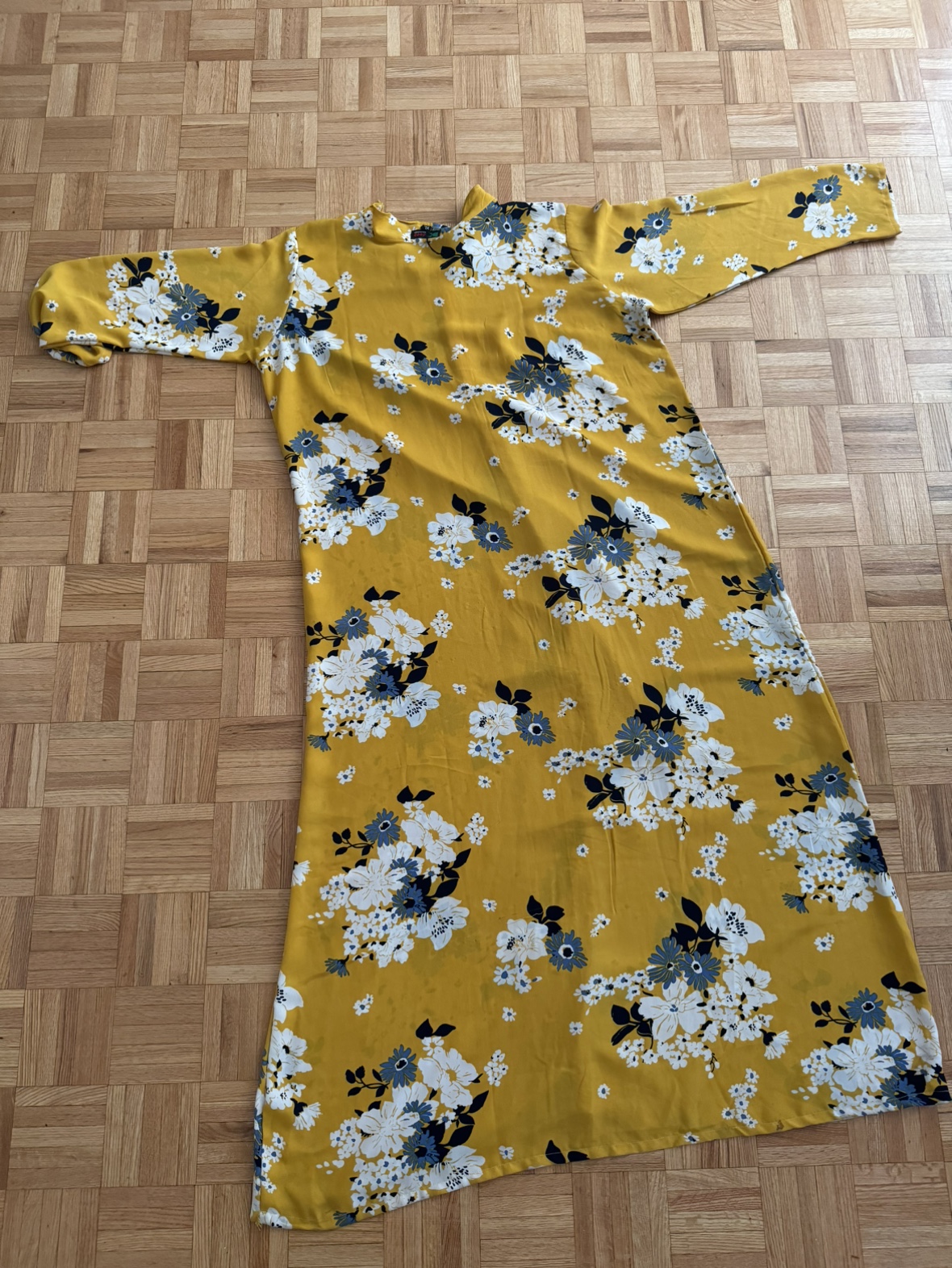 Dress thumbnail