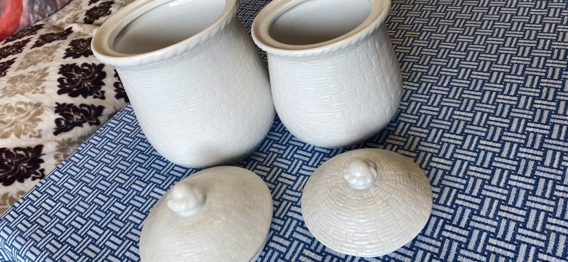 Ceramic kitchen counter canister